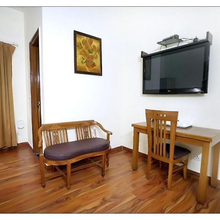 Hotel Oscar - Hauz Khas New Delhi Luaran gambar