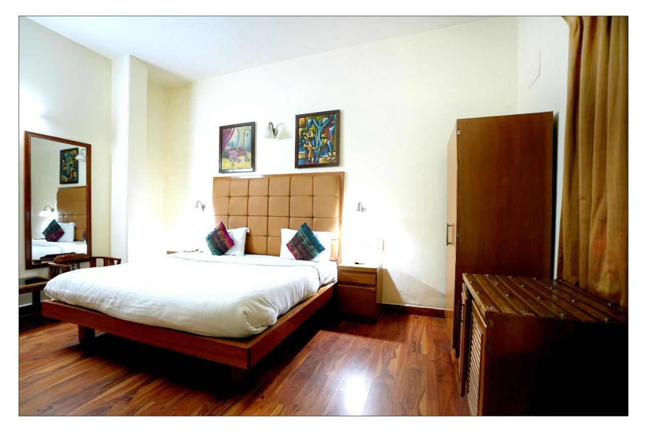 Hotel Oscar - Hauz Khas New Delhi Luaran gambar